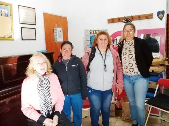 El roperito y comedor �SGurisito Pequeño⬝ de Benito Legerén necesita colaboración