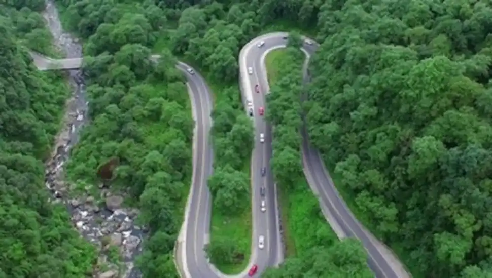 Curvas, vértigo y yungas