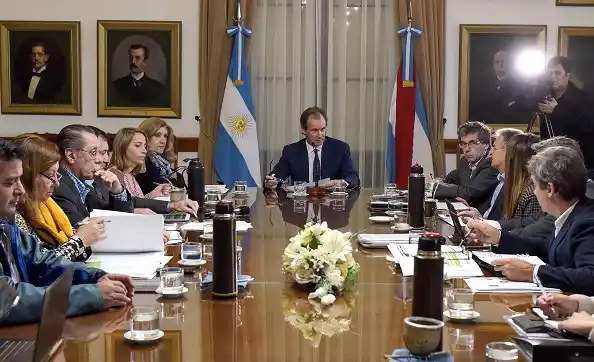 Bordet marca el límite al acuerdo con el FMI: no recortar salarios ni jubilaciones  