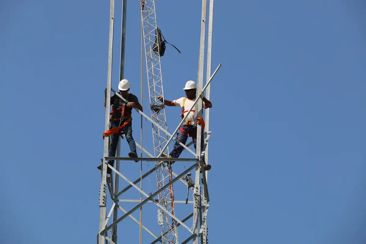 El Municipio recurrió a la Justicia para que se desmantele una antena