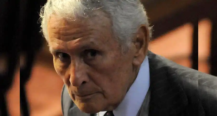 El genocida Miguel Etchecolatz sufrió un ACV