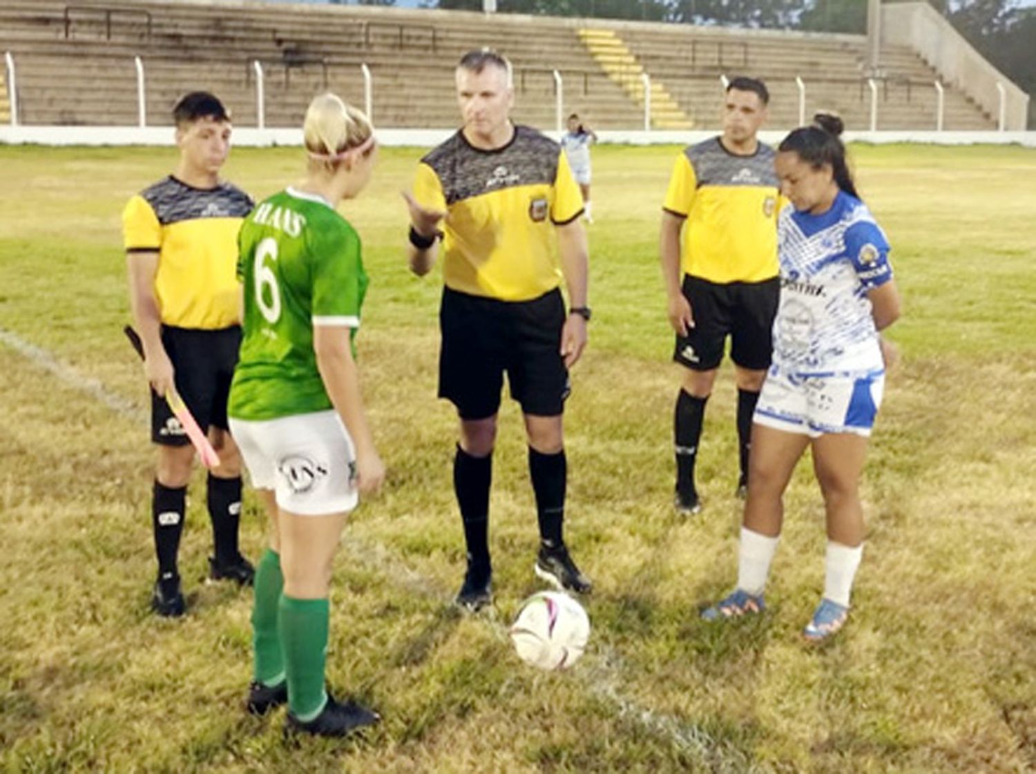 Las chicas de Santa María viajan a Crespo