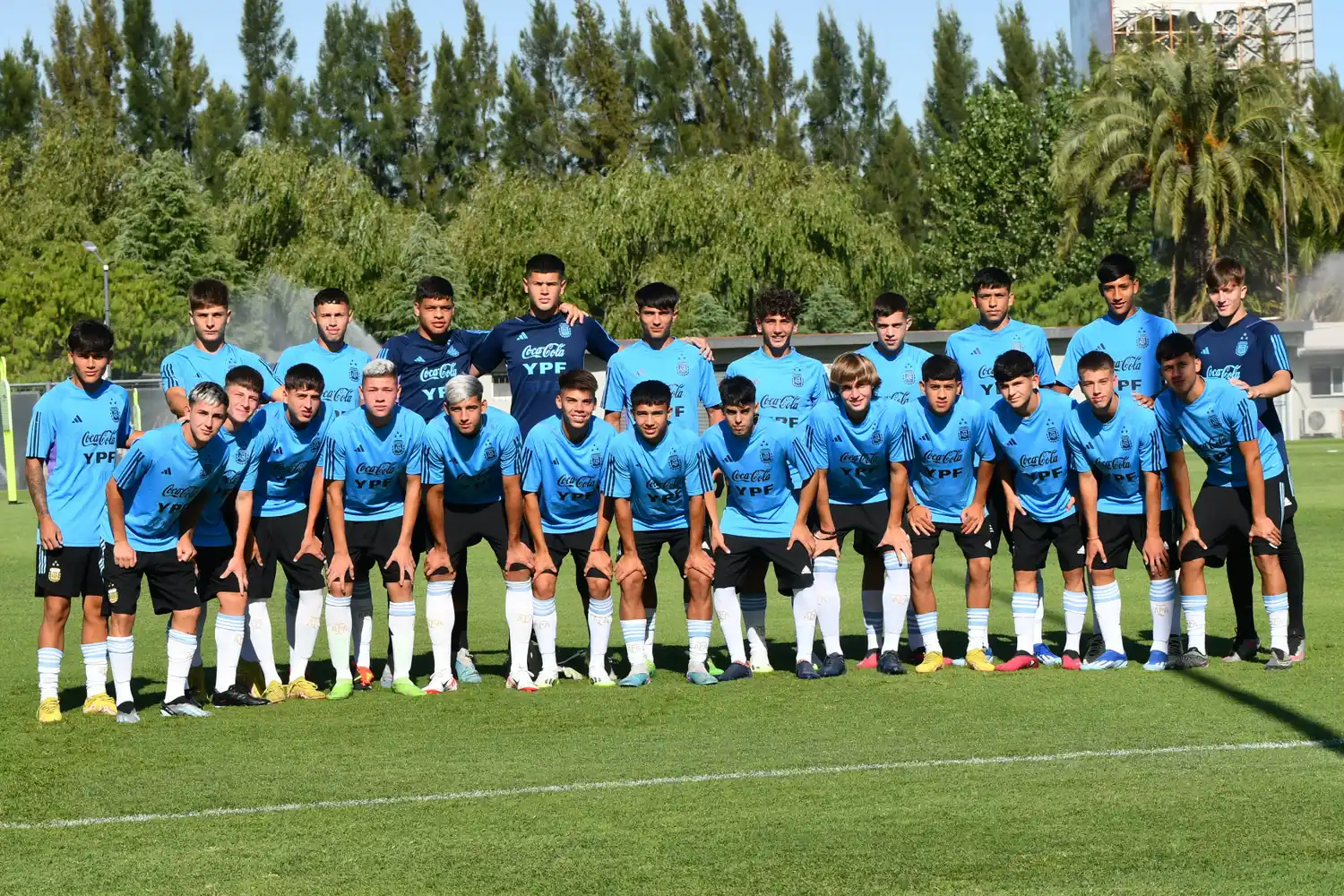 Selección Sub-17 con Thomas de Martis
