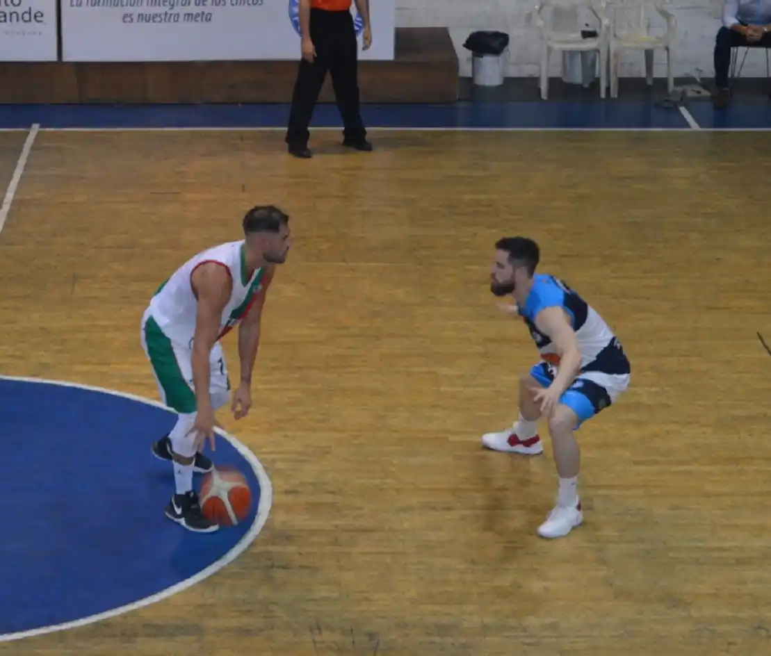 Neptunia no pudo contra Ferro y quedó sin nada en Concordia