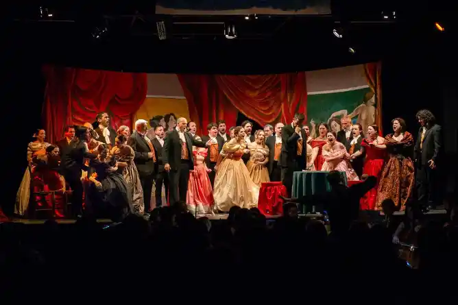 El Teatro Municipal Brazzola presenta una cartelera imperdible para mayo