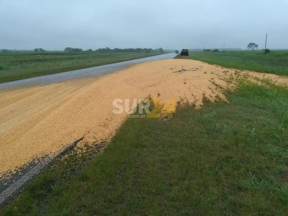 Diego de Alvear: golpes de puño y tiros en la disputa por la carga de un camión volcado