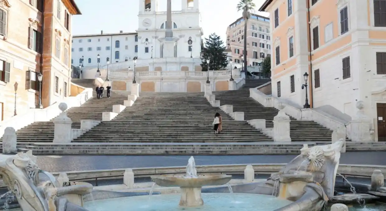 Toque de queda en Italia a partir de mañana para frenar contagios