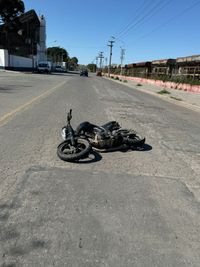En una día accidentado en la ciudad, tres personas debieron ser hospitalizadas