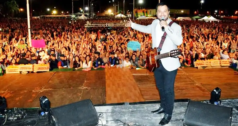 Lucas Sugo regresa a la Fiesta Nacional de la Citricultura