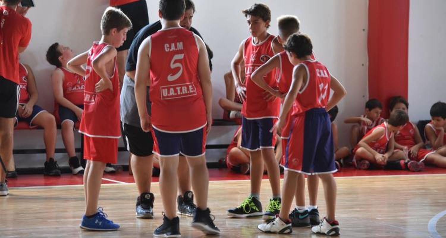 Las inferiores de Mitre abrieron la Copa de Plata