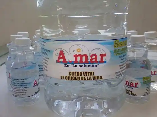 Nicaragua adopta agua de mar como medicina oficial