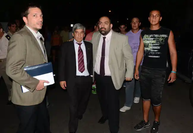 La Pampa: Policías acuartelados esperan propuesta salarial para levantar protesta