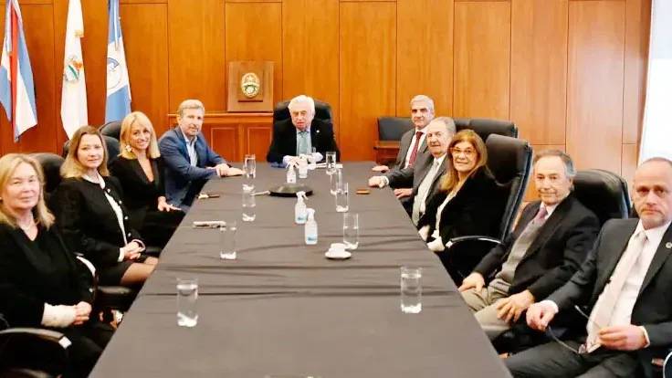 Frigerio se reunió con el STJ para analizar proyectos judiciales, presupuesto y obras