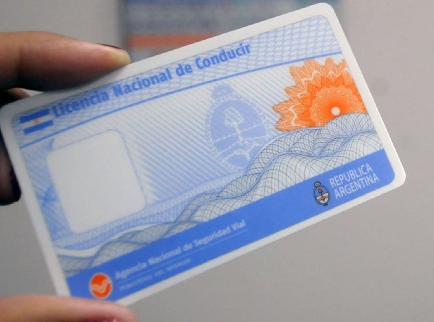 Dividen a la Provincia en regiones para reducir los plazos de entrega de licencias de conducir