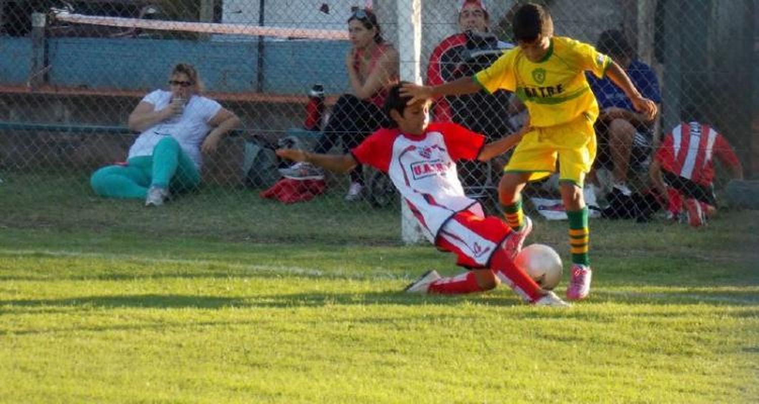 Se juegan las semifinales del Torneo de Verano