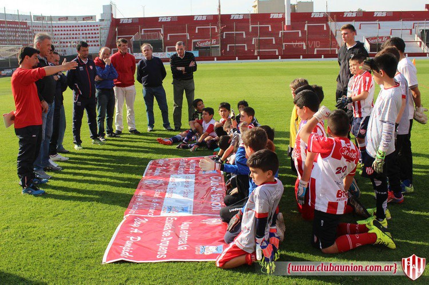 Unión tiene su Escuela de Arqueros “Nery Pumpido”