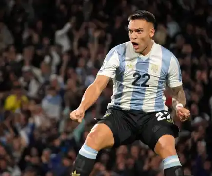 Con un golazo de Lautaro Martínez, Argentina le ganó a Perú en La Bombonera por las Eliminatorias