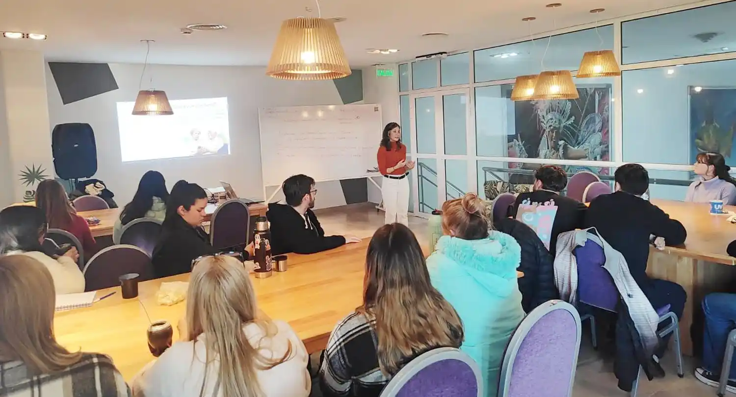 Finalizó la 4ª cohorte en habilidades blandas y comenzó el 2° Taller en Inteligencia Artificial