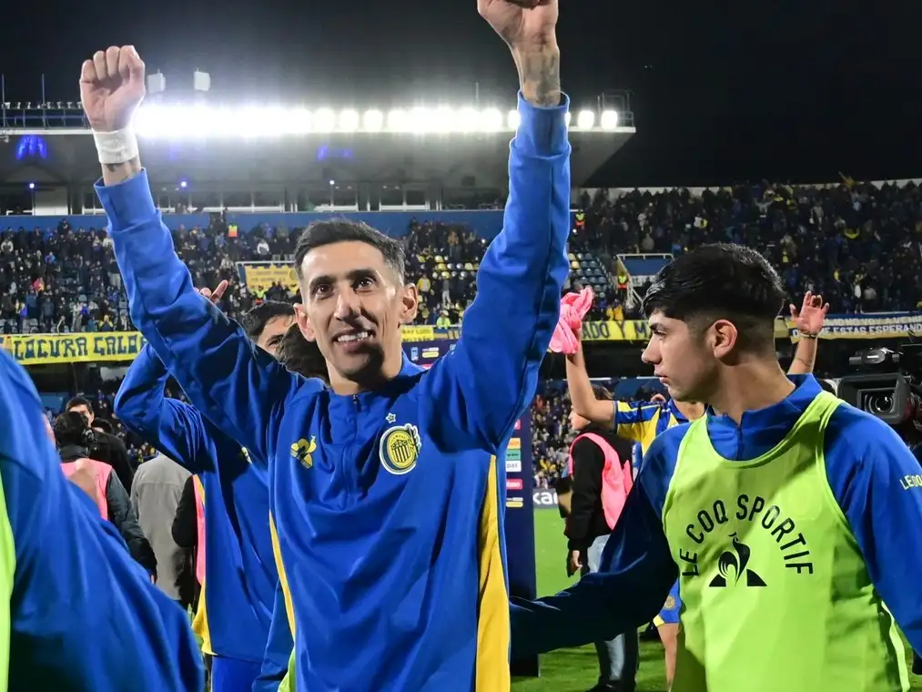 En un partido cargado de polémicas, Rosario Central le ganó a Racing y es semifinalista del Torneo Apertura