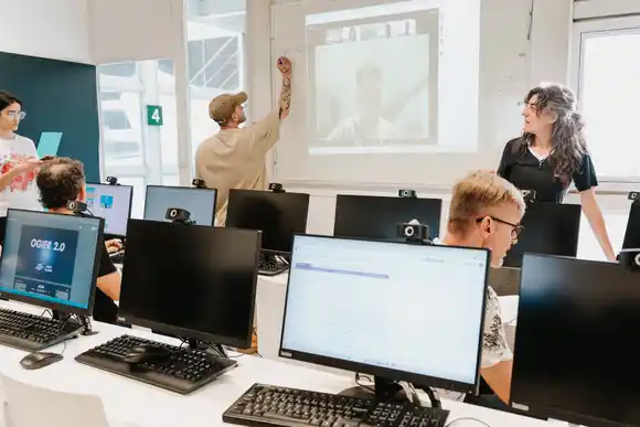 Carreras Universidad Siglo 21: Inscripciones abiertas en el Centro de Aprendizaje Universitario Chascomús