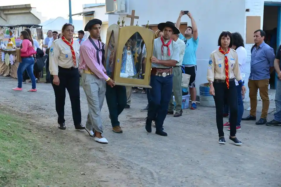 El 48º Festival Nacional de Jineteada y Folclore de Diamante abrió el calendario de fiestas populares