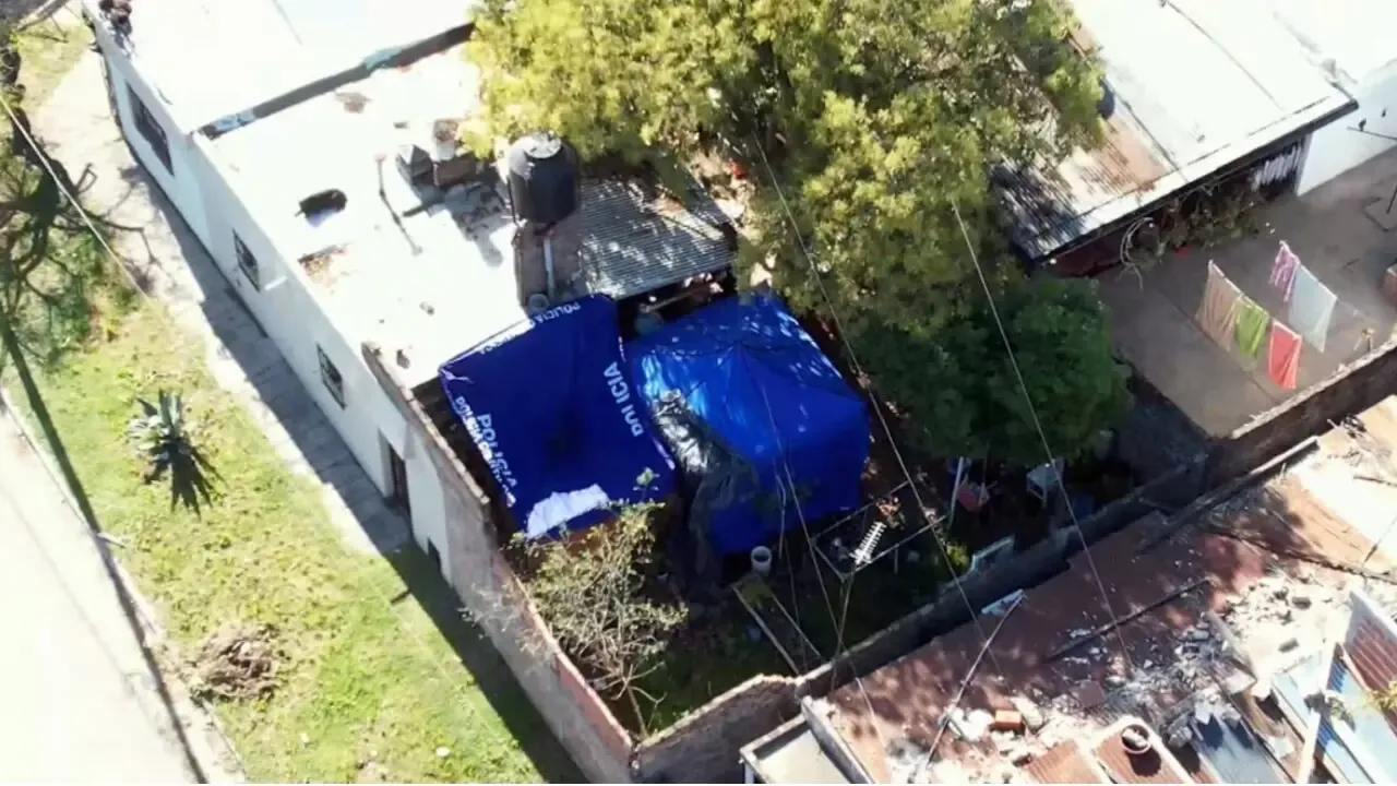 Triple crimen narco: buscan al cómplice identificado del “Pequeño J” en villas del sur porteño