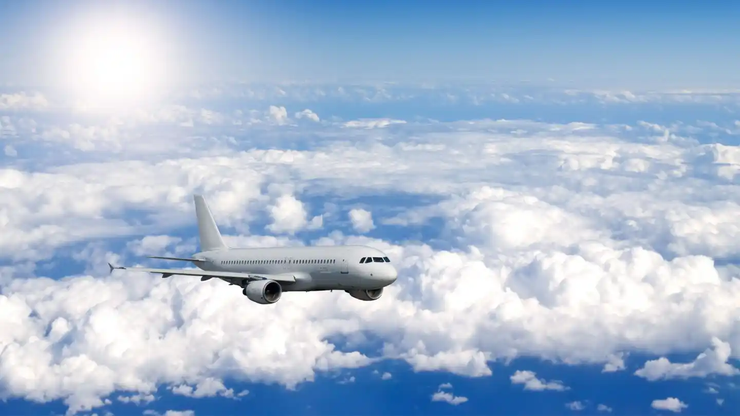 6 consejos para comprar billetes de avión más baratos