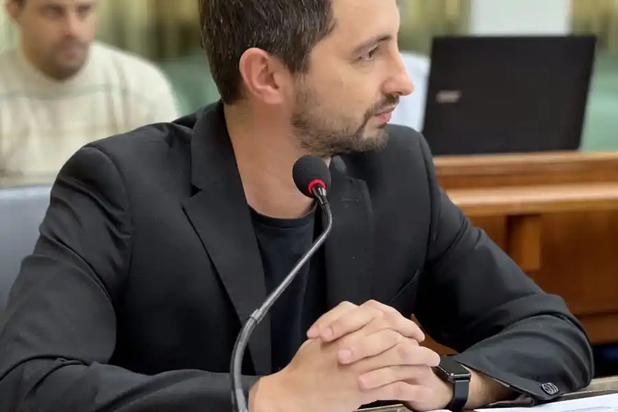 Juan Senn presentó una ordenanza para simplificar los trámites de habilitaciones comerciales