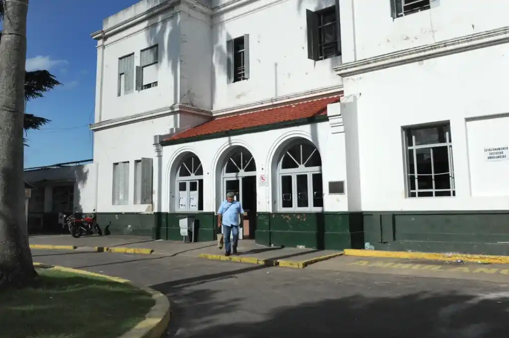 El hospital Roque Sáenz Peña recibió a tres heridos.