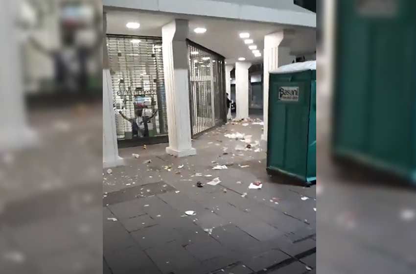 Video: así quedaron las calles tras el acampe de las fans de CNCO
