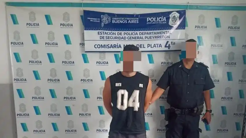 Los agentes observaron el ingreso de un sujeto a bordo de una motocicleta en una zona no habilitada.