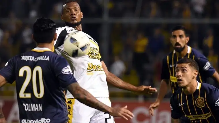 El muleto de Central y Olimpo terminaron a mano en Arroyito
