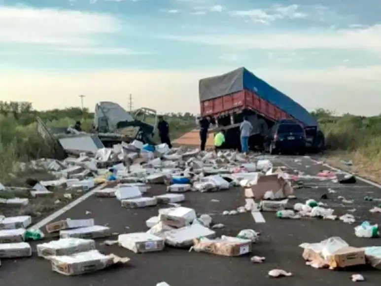 Tragedia vial en el norte entrerriano: un camionero perdió la vida en un choque múltiple