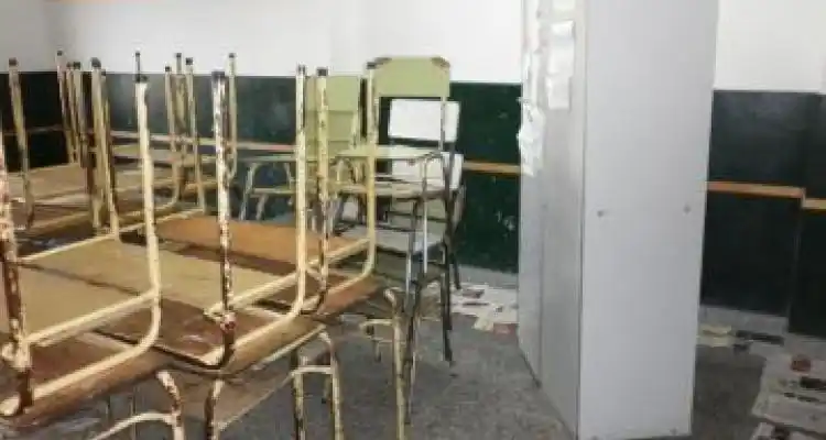 Con los docentes de paro, las clases no empezaron