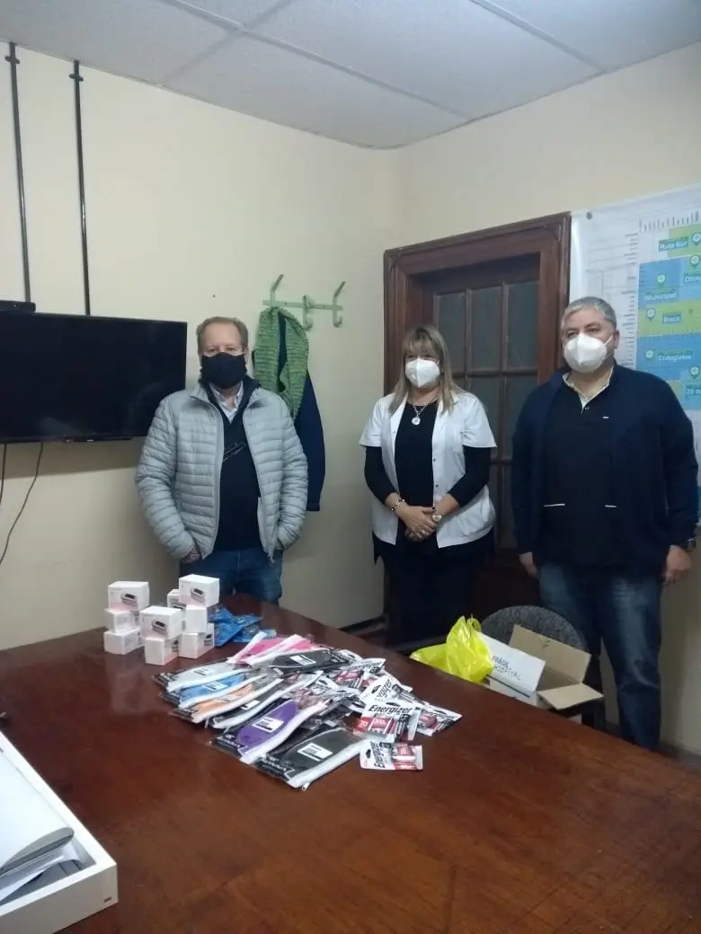 Donaciones del Club 24 de Abril al Hospital