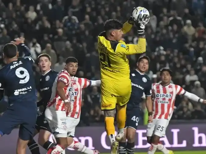 Unión defendió la ventaja y se clasificó.