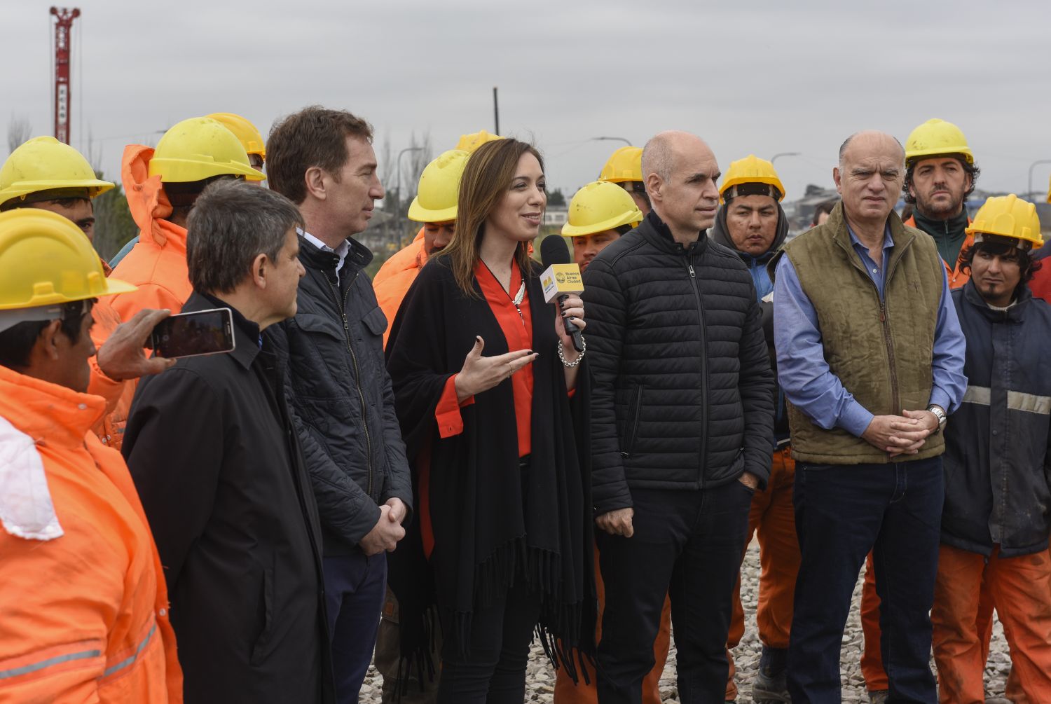 Junto a Larreta y Grindetti, Vidal recorrió el avance de obra del Puente Lacarra que unirá Lanús con Capital