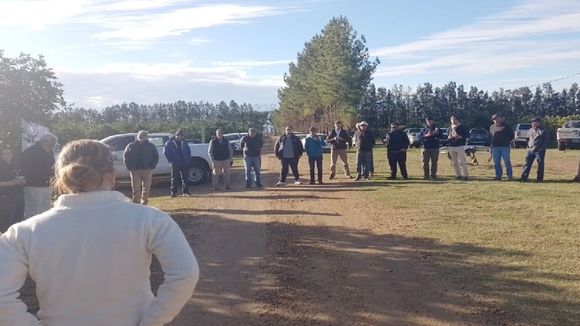 Capacitan a productores citrícolas en técnicas de prevención para la Mosca de los Frutos