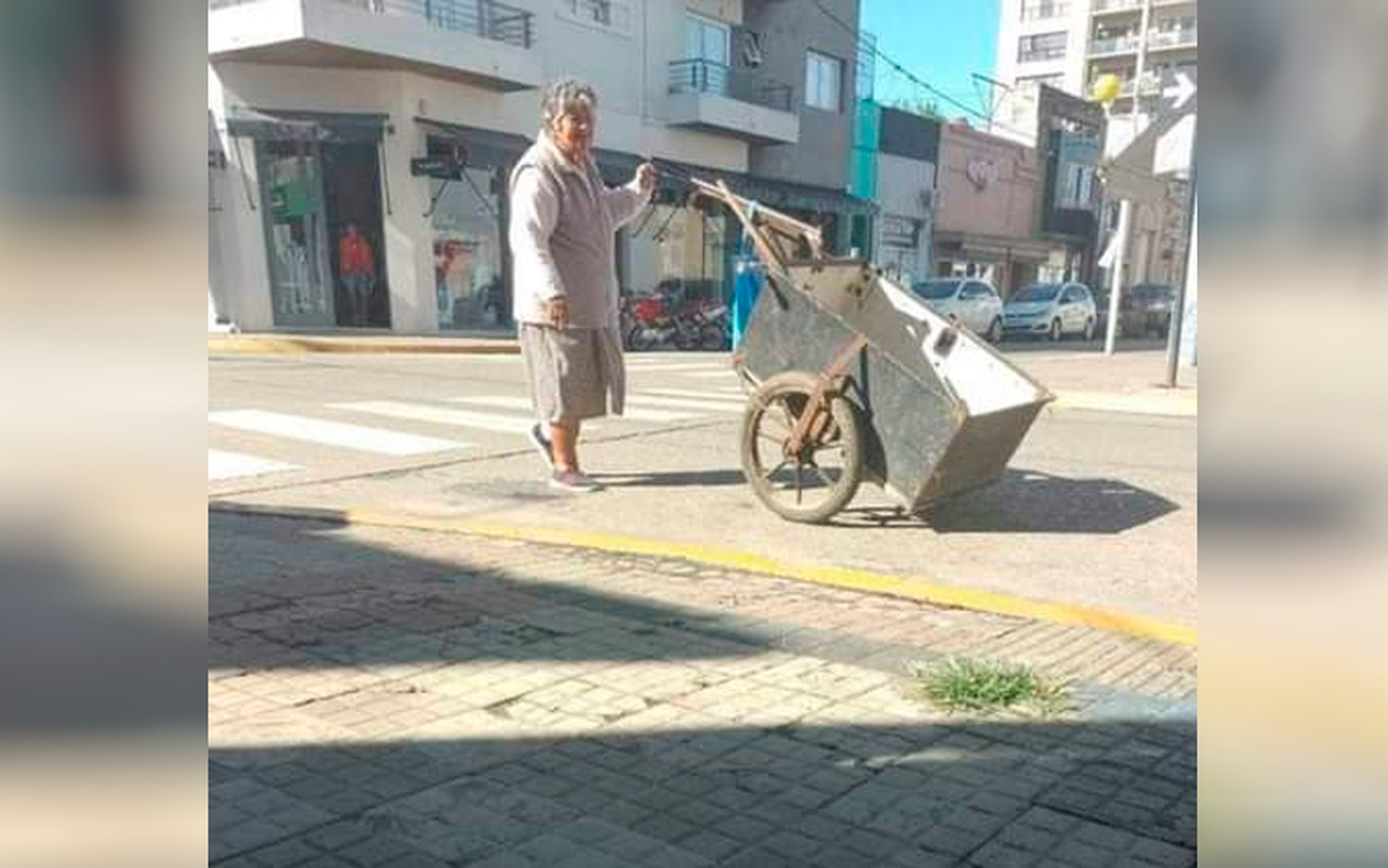 Adiós a Leonor Aucheró