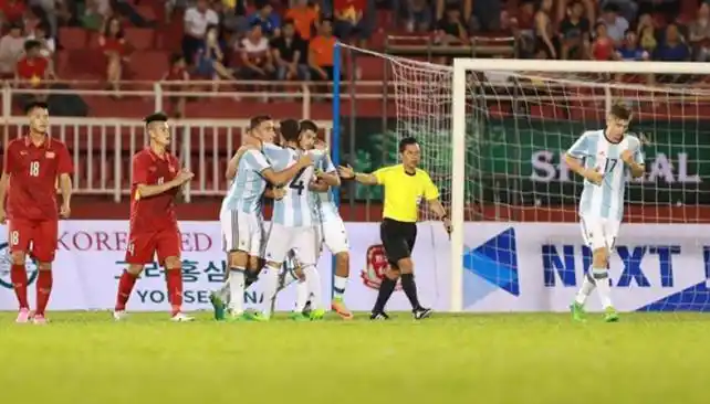 La Sub 20 goleó a Vietnam en su primer amistoso