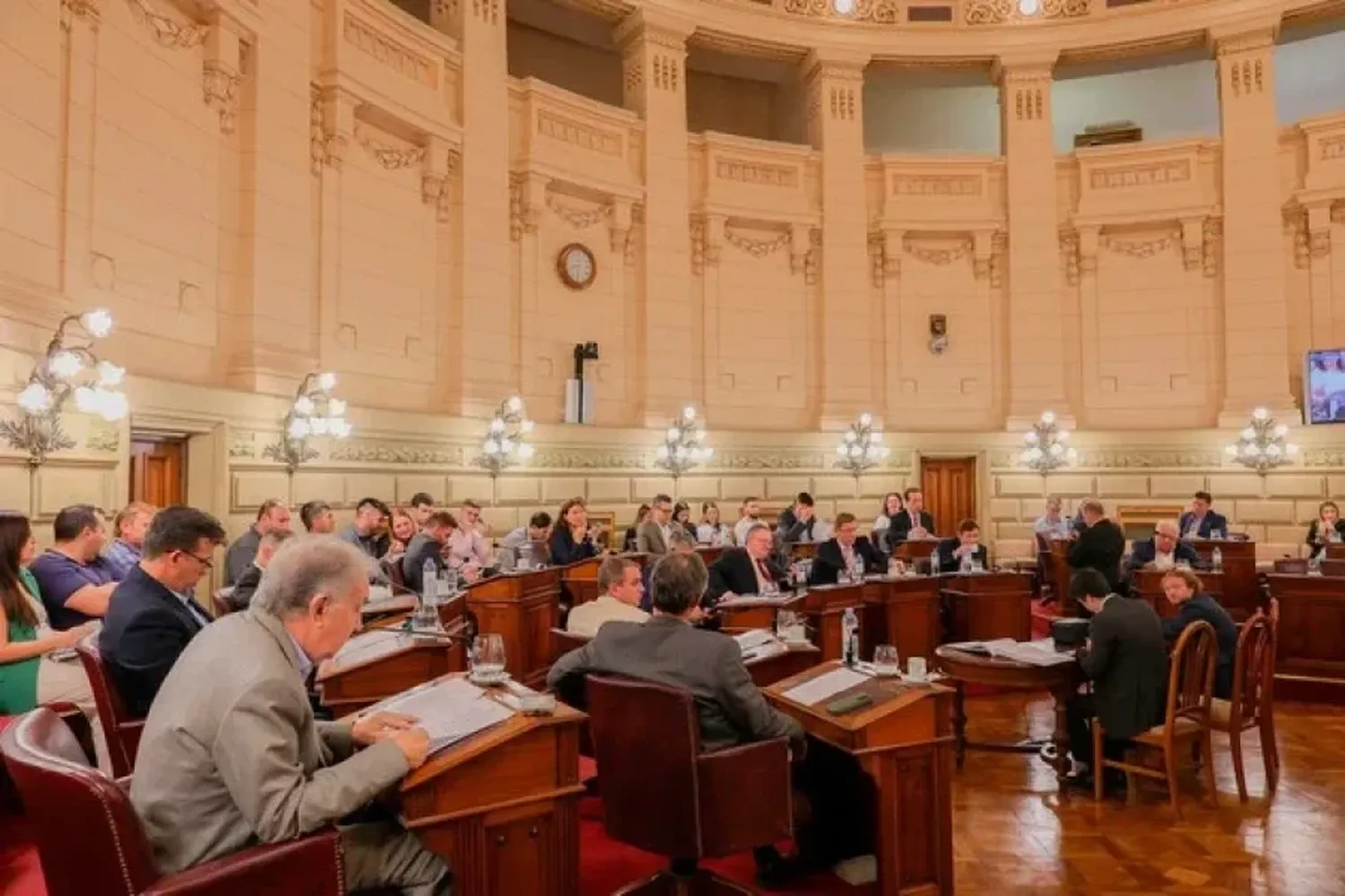 Día histórico: Senado sancionó la ley para Reformar la Constitución de Santa Fe