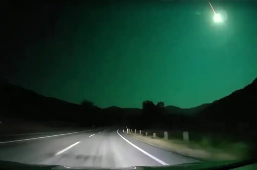 Este fenómeno fue capturado en video por distintas personas