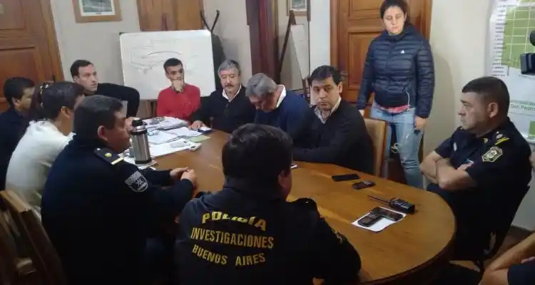 Investigan qué hay detrás de los intentos de abordar a chicos en zonas escolares