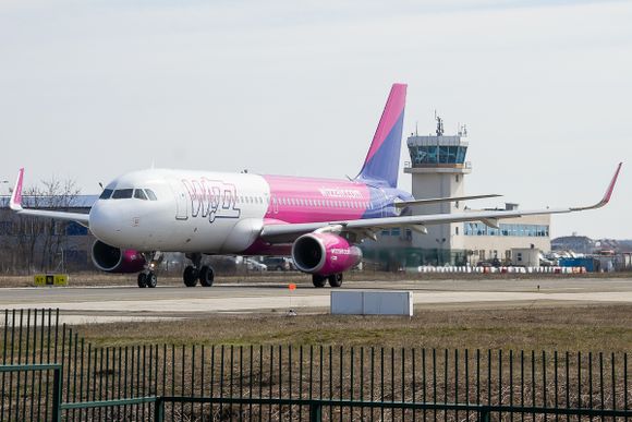 Wizz Air unirá a Varsovia con Bilbao y Valencia