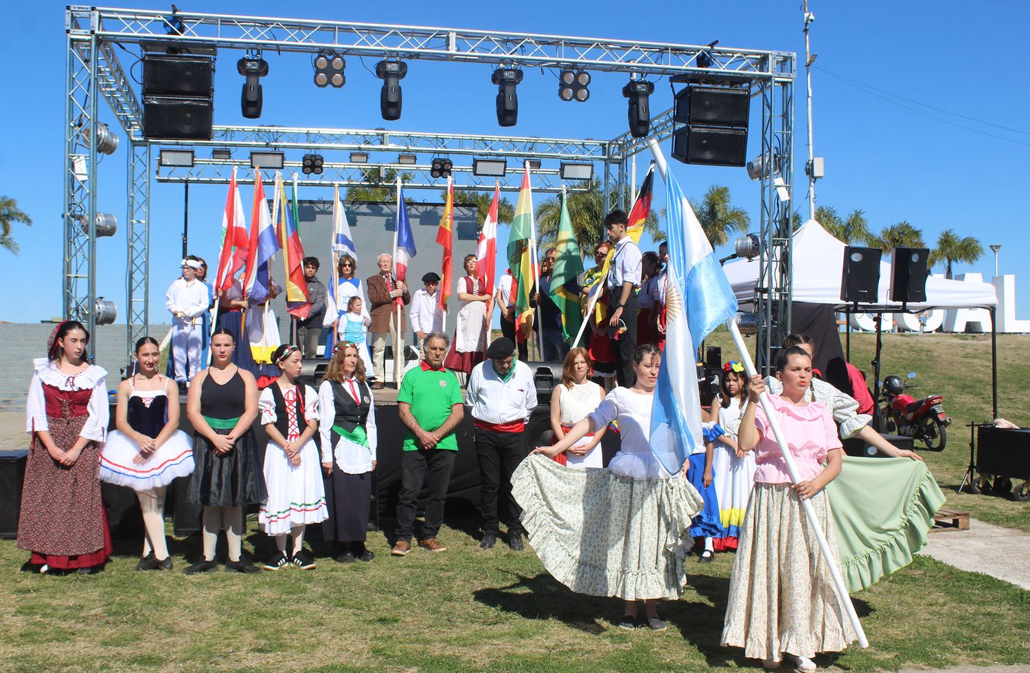Exitosa Fiesta Provincial de las Colectividades