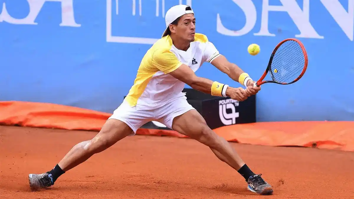 Báez avanza en Río.