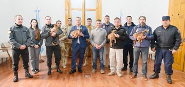 La Policía y el Servicio Penitenciario de Entre Ríos recibieron cachorros para reforzar la prevención