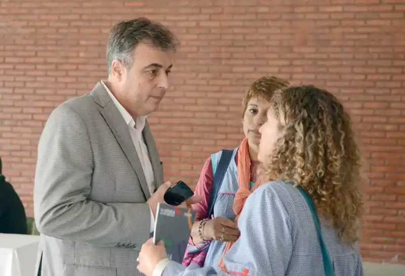 Ayuda para mejorar la calidad educativa de los rafaelinos