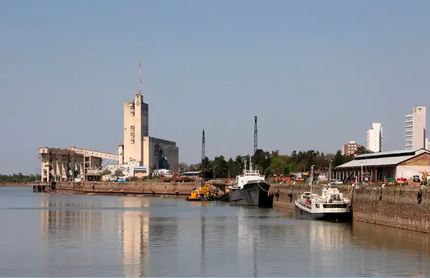 Después de 20 años, el puerto de Santa Fe embarcó más de 100 mil toneladas