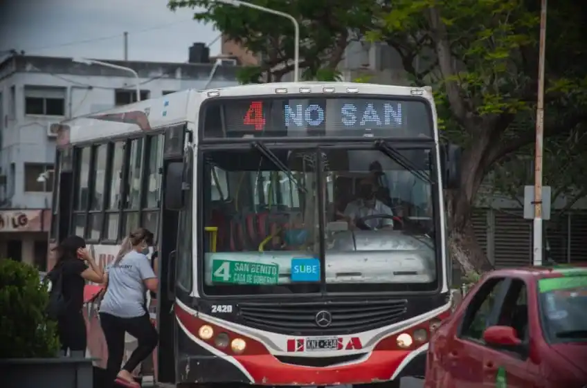 Como funcionará el transporte público y los servicios esenciales durante el fin de semana